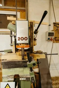 Precision industrial machine for woodworking tasks Stock-Fotos