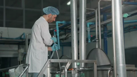 Precision in the Industry Vidéo 333553548