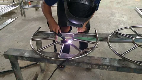 Precision Oxy-Acetylene Welding in Action 库存影片 303626558