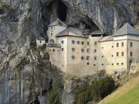 Predjama Castle Foto stock