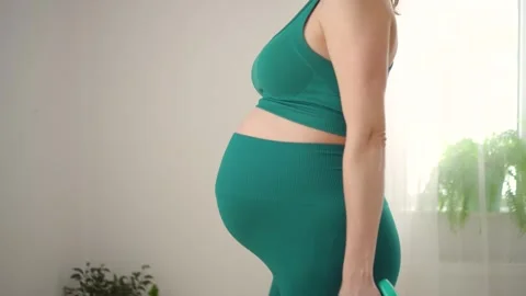 Pregnancy-safe strength exercises Video stock 309278321
