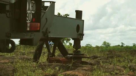 Preparation and stabilization of a hydraulic pump platform Stock Footage 65786910