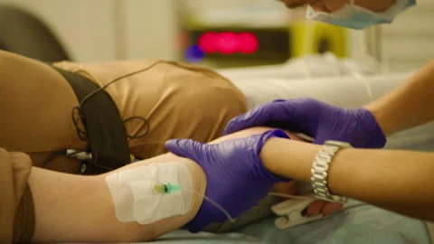 Preparation for anesthesia. Stock Footage 236044108