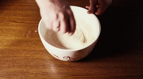 Preparation of apple pie. Video stock 68933333