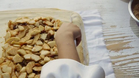 Preparation of apple strudel Stock-Footage 105398687