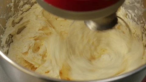 Preparation of cream in a mixer Stock Footage 129292751