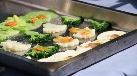 Preparation of a dish in the kitchen Video stock 12032603