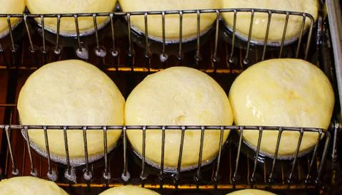 Preparation of donuts Foto stock