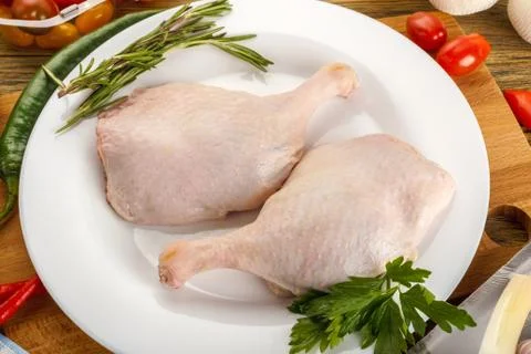 Preparation of duck legs. Formulation, components. Composition, kitchen table 스톡 사진