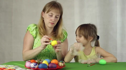 Preparation of easter eggs, the feast of the passover Stock Footage 61628166
