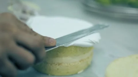 Preparation Of  Fruit Cake in the Kitchen - Cream Cake Vidéo 61943687