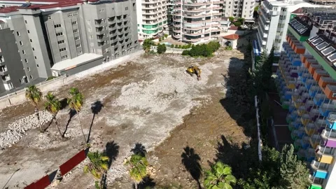 Preparation of a land plot for the construction of a residential complex Vídeos de archivo 236653103