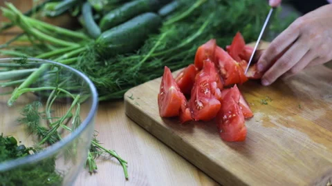 Preparation of vegetable salad Vídeos de archivo 94477014