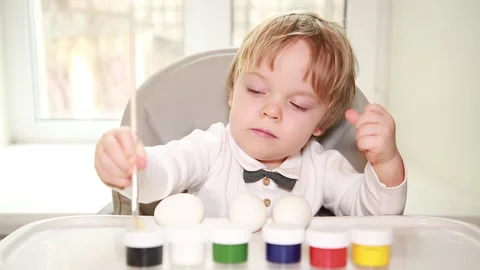 Preparations for coloring Easter eggs Stock Footage 149847060