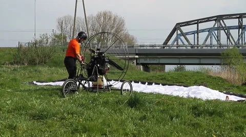 Preparations flyer. Bridges over the river. Stock-Footage 62593529