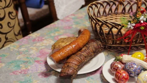 To prepare an Easter basket Stock Footage 109064027