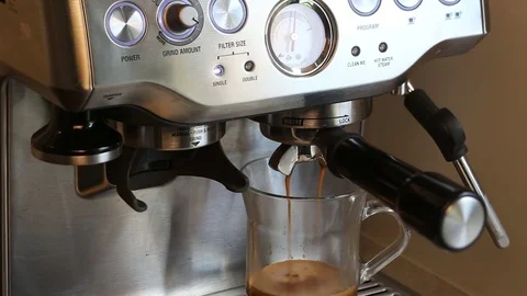 Prepare fresh cappuccino Stock Footage 74804585