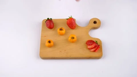 Prepare mixed strawberry plate 스톡 동영상 236200862