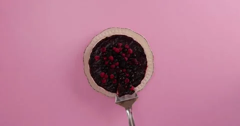 Preparing and serving a cheesecake Video stock 133820278