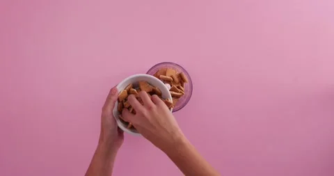 Preparing and serving a cheesecake Stock Footage 133820578