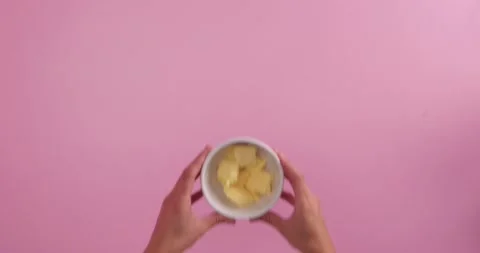 Preparing and serving a cheesecake Stock Footage 133821531