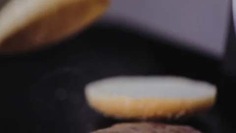 Preparing the burger Stock Footage 100364608