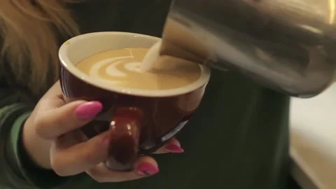 Preparing cappuccino in a cafe Stock Footage 185588568