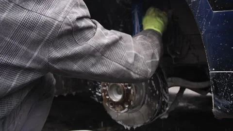 Preparing the car for the installation Vídeo Stock 237074031