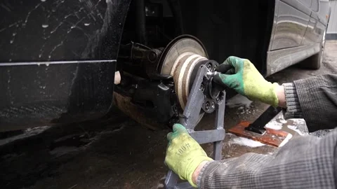 Preparing the car for the installation 動画素材 237074083