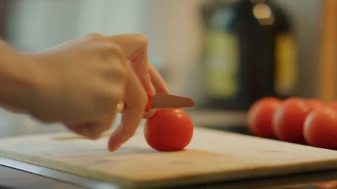Preparing Cherry Tomatoes Stockbeeldmateriaal 92216190