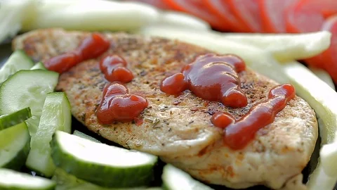 Preparing chicken steak Video stock 90808781