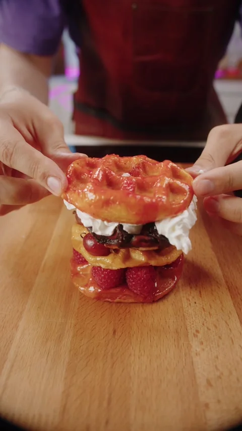 Preparing Dessert with Whipped cream on camera Vídeos de archivo 312521971