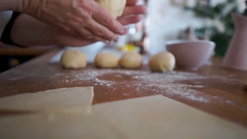 Preparing dough balls Video stock 104951797