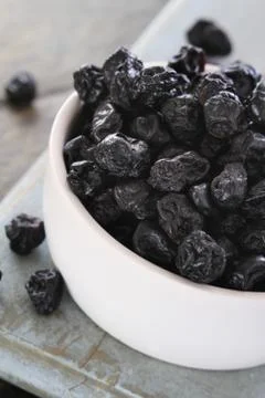 Preparing fresh blueberries Foto stock