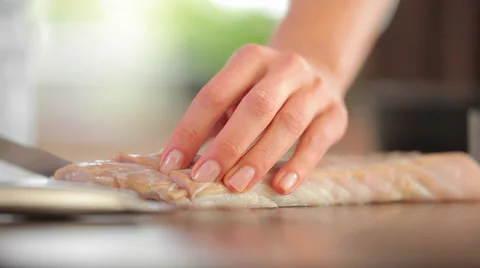 Preparing Fresh Food 動画素材 31550105