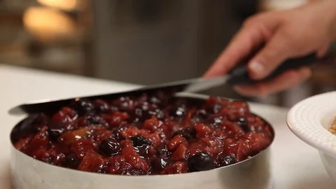 Preparing fruit pie Vídeos de archivo 77046288
