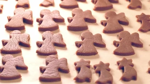 Preparing gingerbread cookies for Christmas. Stock Footage 138760510