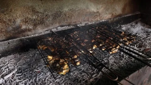 Preparing grilled fish 3 Video stock 331090904