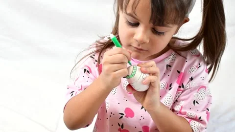 Preparing for Happy Easter day. Video stock 170846088