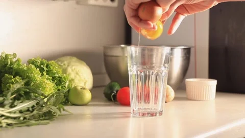 Preparing a homemade breakfast Stock-Footage 151534335