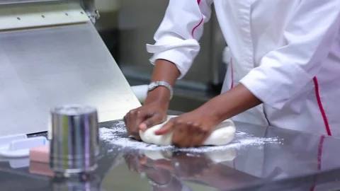 Preparing kneading dough fondant baking fancy cakes Video stock 106944996
