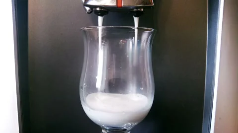 Preparing Latte Vídeo Stock 40077650