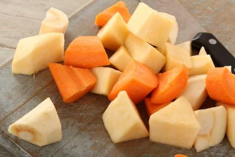 Preparing mixed vegetables Foto stock