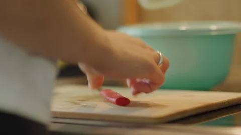 Preparing Mozzarella Salad Stockbeeldmateriaal 92216451