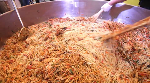 Preparing noodles on pan Video stock 60224784