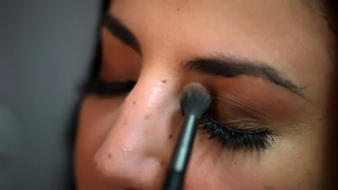 Preparing professional make-Up for the eyes Stock Footage 252300666