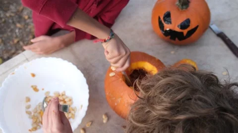 Preparing pumpkin for Halloween. Stock Footage 231613460