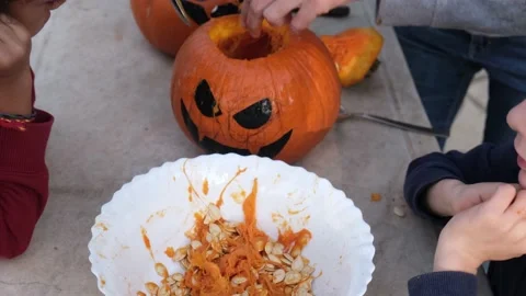 Preparing pumpkin for Halloween. Stock Footage 231613745