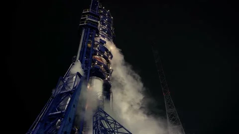 Preparing a rocket for launch into space. Video stock 148278861