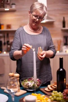 Preparing for romantic dinner Stock-Fotos
